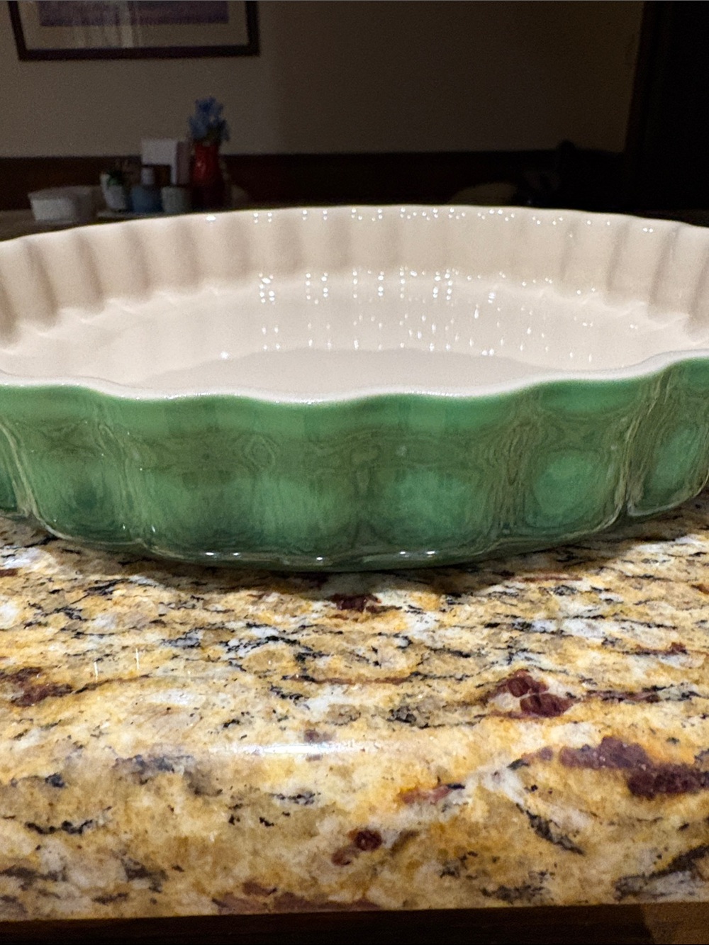 Le Creuset Green and Cream Fluted Pie Dish